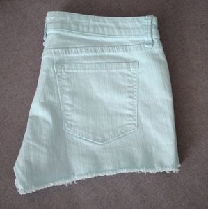 GAP Summer cut-offs frayed short